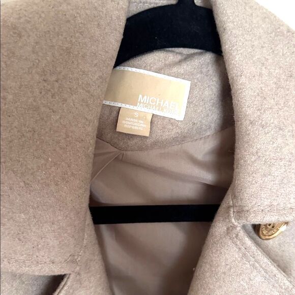 Michael Kors Women Light Tan Pea Coat with Gold Buttons Double Breasted Small - Picture 4 of 7